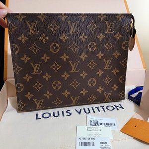 Authentic Brand New Louis Vuitton Toiletry 26 monogram canvas - full set